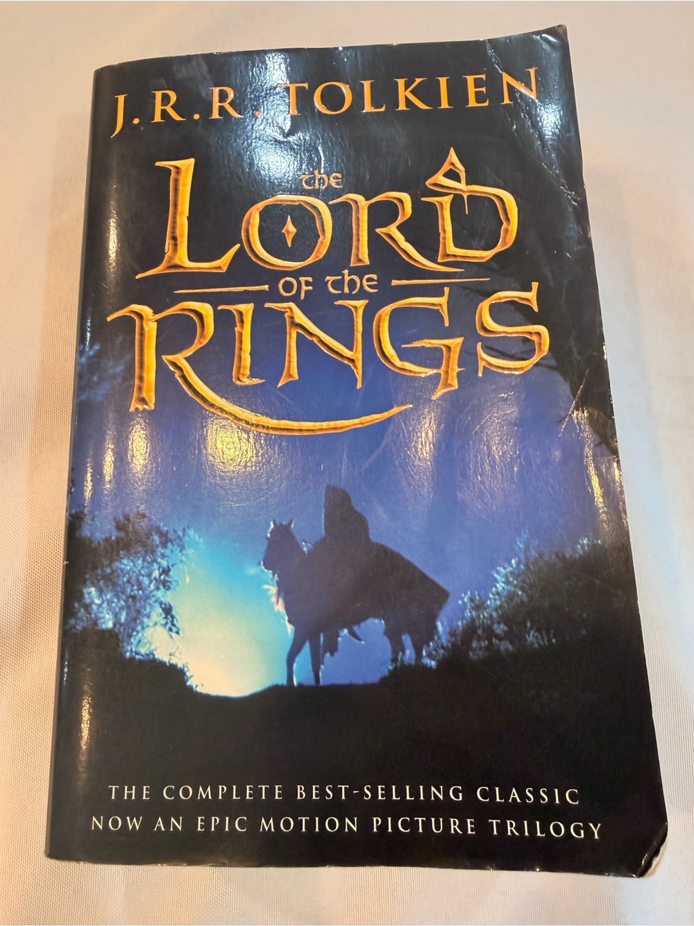 J.R.R. Tolkien The Lord of the Rings Large Paperback Book 2001